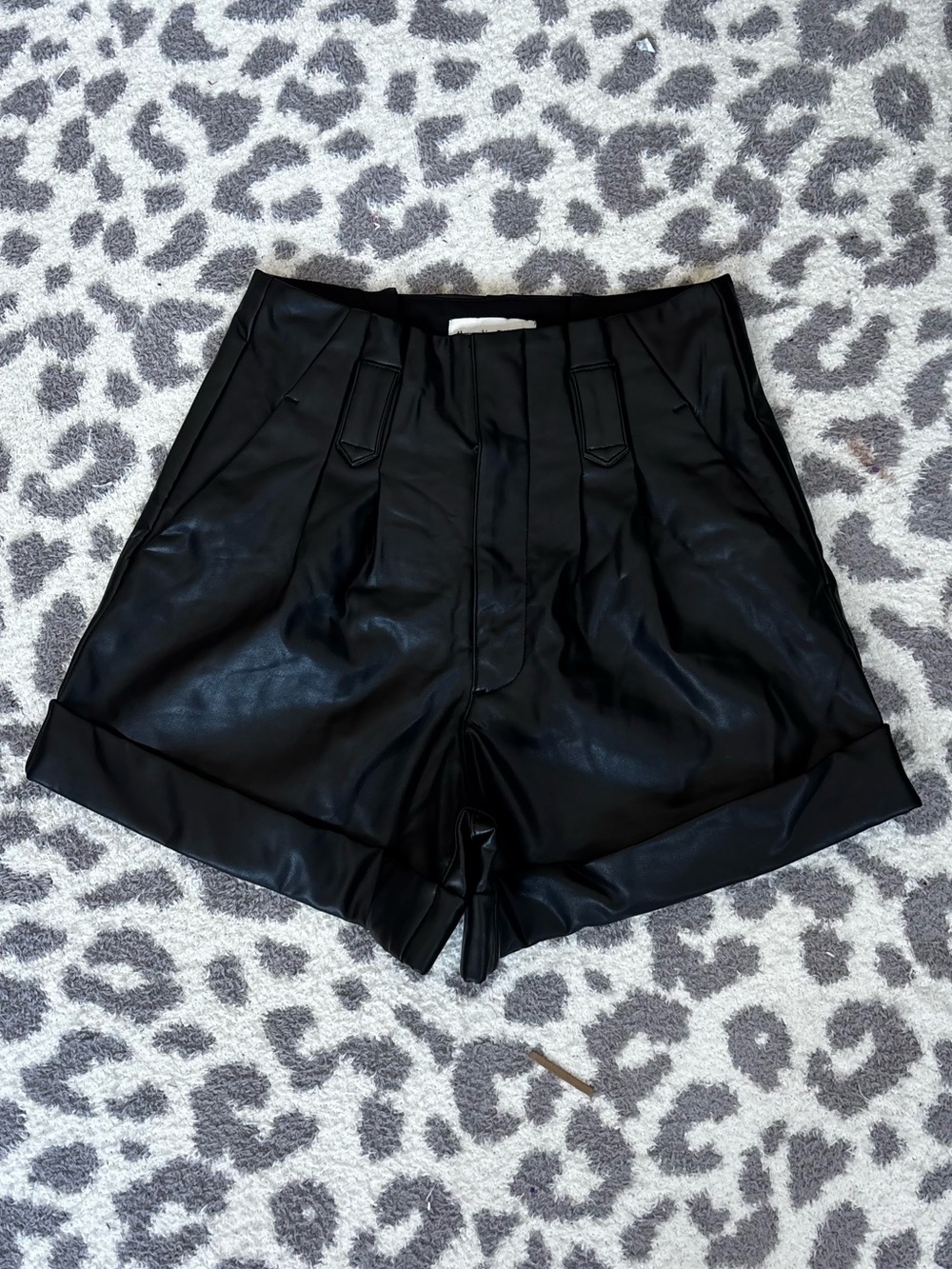 NWT Abercrombie & Fitch black faux leather paper bag shorts in a S